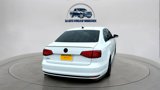 Used 2017 Volkswagen Jetta GLI image 5