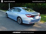 Used 2017 Honda Accord Touring image 3