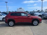 Used 2022 Toyota Corolla Cross LE image 3