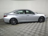 Certified 2025 Lexus ES 300h w/ Premium Package image 4