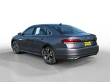 Used 2021 Volkswagen Passat 2.0T SE image 3