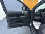 Used 2018 Jeep Grand Cherokee Altitude image 6