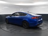 Used 2017 Ford Fusion SE w/ Fusion SE Technology Package image 3