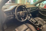 Certified 2025 Porsche Macan image 4