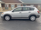 Used 2008 Pontiac Vibe w/ Sun And Sound Package image 6