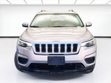 Used 2021 Jeep Cherokee Latitude image 2