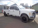 Used 2023 Ford F350 4x4 Crew Cab Super Duty image 2