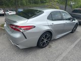 Used 2018 Toyota Camry SE image 3