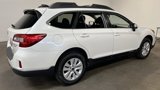 Used 2017 Subaru Outback 2.5i Premium image 3
