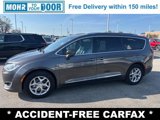 Used 2020 Chrysler Pacifica Touring-L image 6