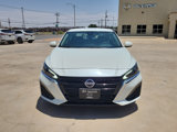 Used 2023 Nissan Altima 2.5 SV image 2