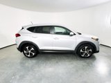 Used 2016 Hyundai Tucson Sport image 4