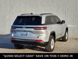 New 2025 Jeep Grand Cherokee Laredo X w/ Luxury Tech Group I image 4