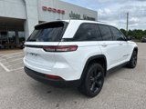 Used 2022 Jeep Grand Cherokee Altitude image 3
