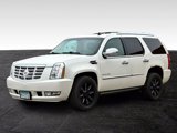 Used 2010 Cadillac Escalade Premium image 3