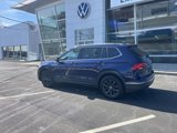Certified 2024 Volkswagen Tiguan SE w/ Panoramic Sunroof Package image 5
