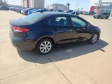 Used 2021 Toyota Corolla LE image 4