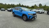 Used 2022 Volkswagen Taos SE image 2