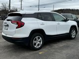 Used 2024 GMC Terrain SLE image 3