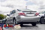 Used 2010 Toyota Camry LE image 3