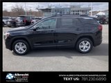 Used 2024 GMC Terrain SLE w/ Driver Convenience Package image 4