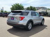Used 2023 Ford Explorer XLT image 3