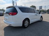Used 2020 Chrysler Voyager L image 5