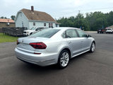 Used 2017 Volkswagen Passat 1.8T SE image 6