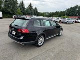 Used 2017 Volkswagen Golf Alltrack S image 6
