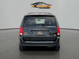 Used 2017 Dodge Grand Caravan SXT image 6