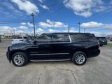 Used 2017 GMC Yukon XL SLT w/ Open Road Package image 2