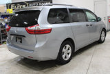 Used 2016 Toyota Sienna L image 3