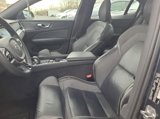 Used 2022 Volvo S60 B5 R-Design image 3