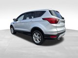 Used 2019 Ford Escape SE image 3