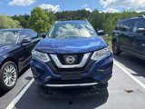 Used 2017 Nissan Rogue SV image 3