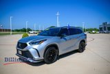Used 2023 Toyota Highlander XSE image 3