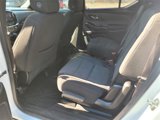 Used 2022 Chevrolet Traverse LT image 3