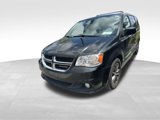 Used 2017 Dodge Grand Caravan SXT image 5
