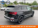 Certified 2023 Volkswagen Taos SE w/ Panoramic Sunroof Package image 4