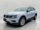 Used 2019 Volkswagen Tiguan SE w/ Panoramic Sunroof Package image 3