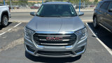 Used 2024 GMC Terrain SLE w/ Driver Convenience Package image 2