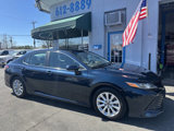 Used 2020 Toyota Camry LE image 5