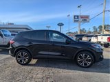 Certified 2022 Ford Escape SE w/ SE Sport Appearance Package image 5