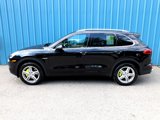Used 2015 Porsche Cayenne S image 2