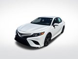 Used 2018 Toyota Camry XSE image 3