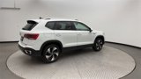 Certified 2024 Volkswagen Taos SE image 2