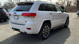 Used 2018 Jeep Grand Cherokee Overland image 3