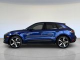 Certified 2024 Porsche Macan image 2