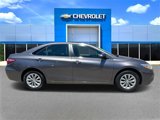 Used 2017 Toyota Camry LE image 2