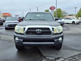 Used 2011 Toyota Tacoma 4x4 Double Cab w/ SR5 Pkg #2 image 2